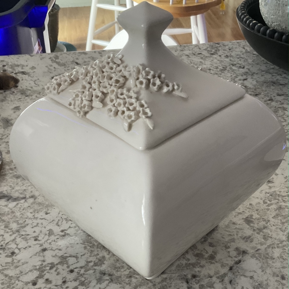 Elegant White Ceramic Box with Floral Design